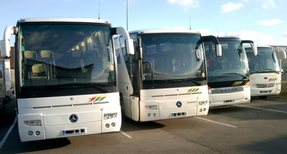 Chauffeur driven van, minibus & bus services in Burgundy