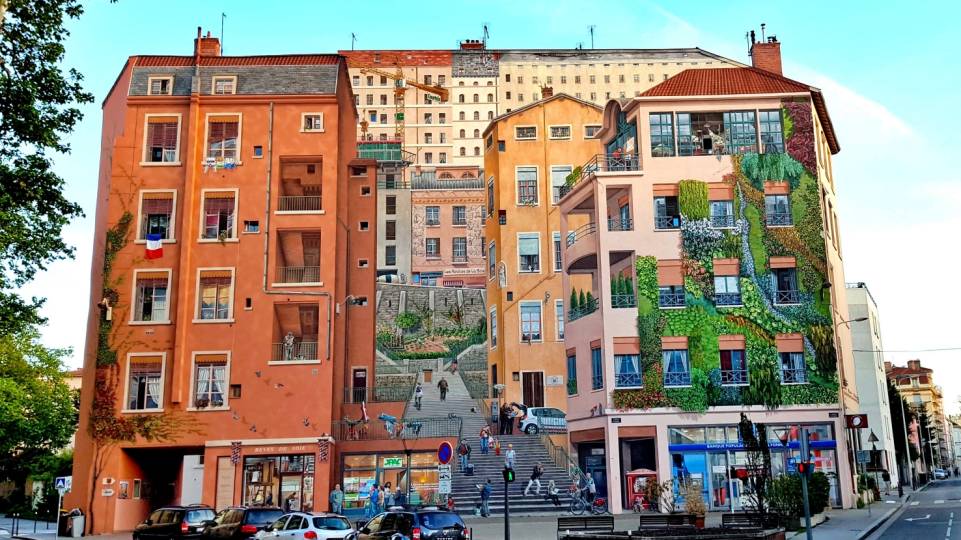 Lyon, Murs Peints et Confluence