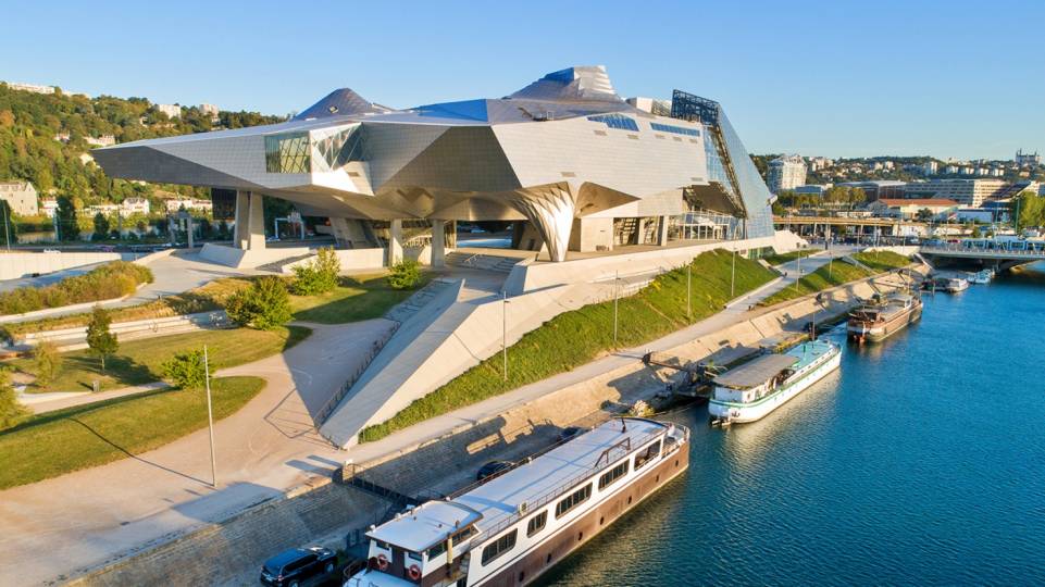 Lyon, Murs Peints et Confluence